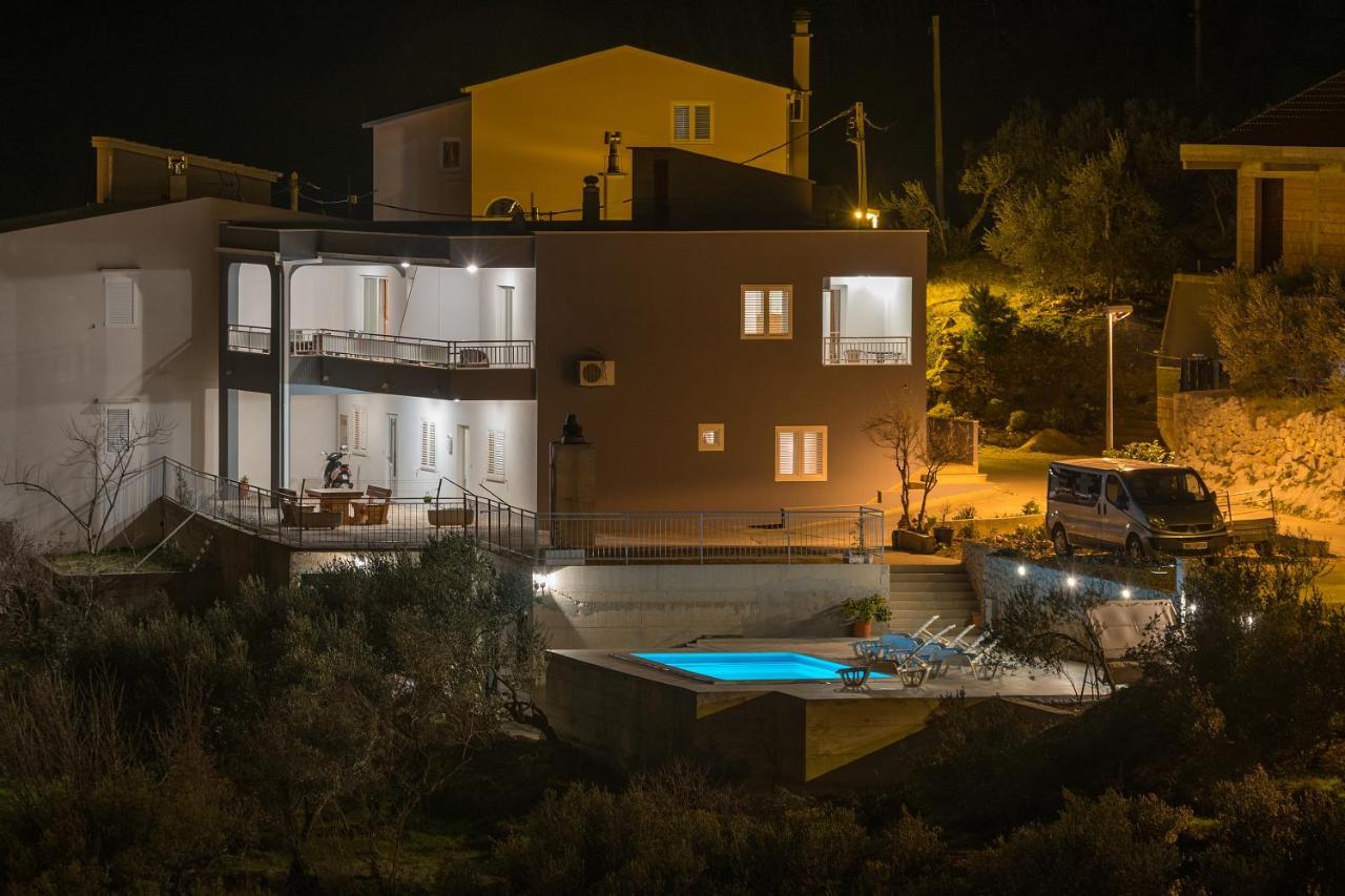 Violeta With Amazing Sea View Apartmán