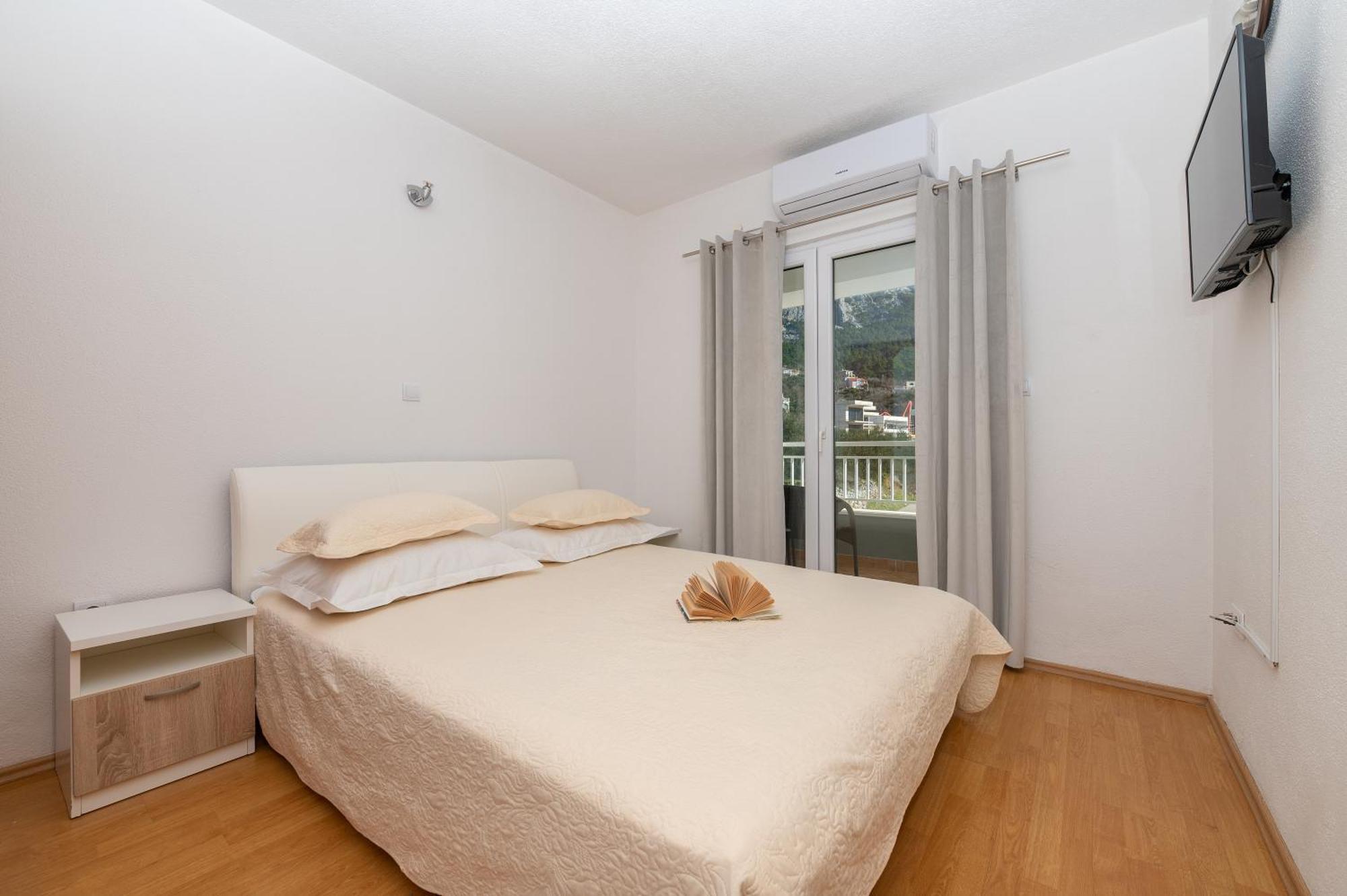 Violeta With Amazing Sea View
